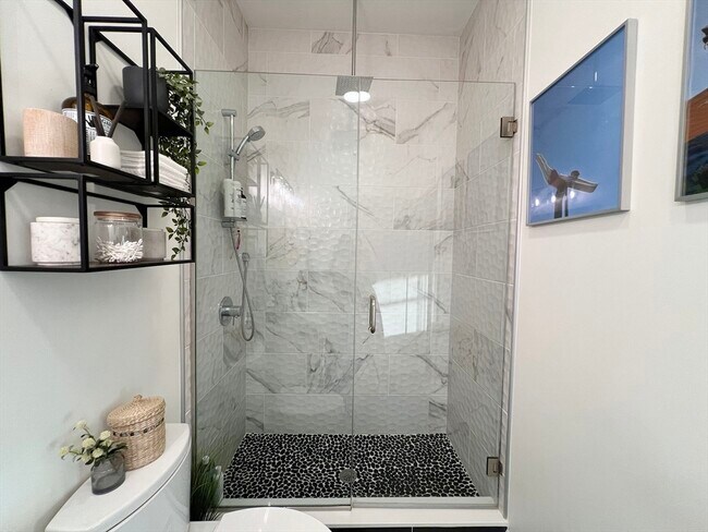 Building Photo - 46 Geneva St