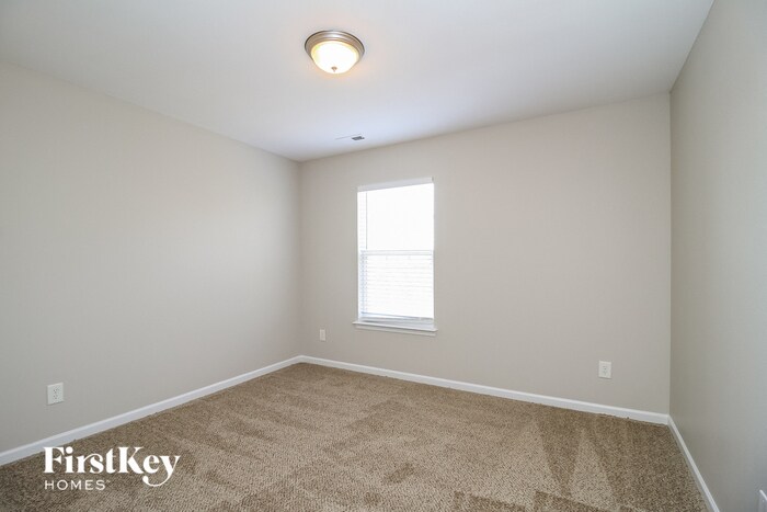 Building Photo - 113 Rosemont Ln