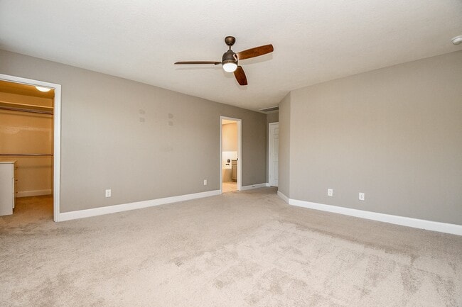 Building Photo - 8622 Cedar Plains Ln