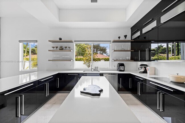 Building Photo - 9580 SW 101st Terrace