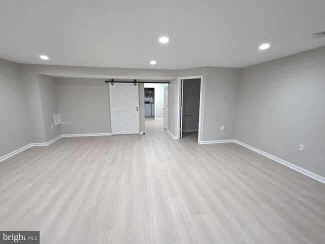 Building Photo - 676 McLeary Square SE