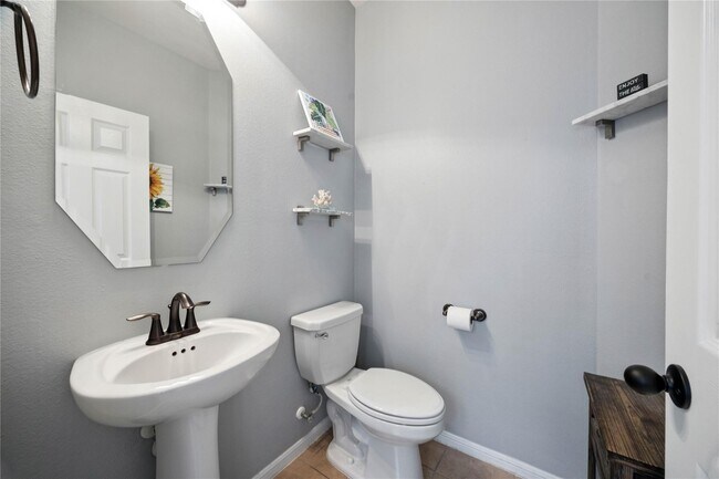 Building Photo - 6719 Sharpstone Creek Ln