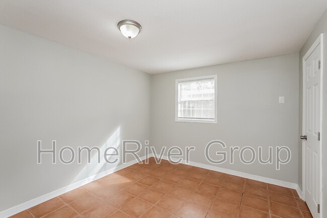 Building Photo - 6210 N 37th St