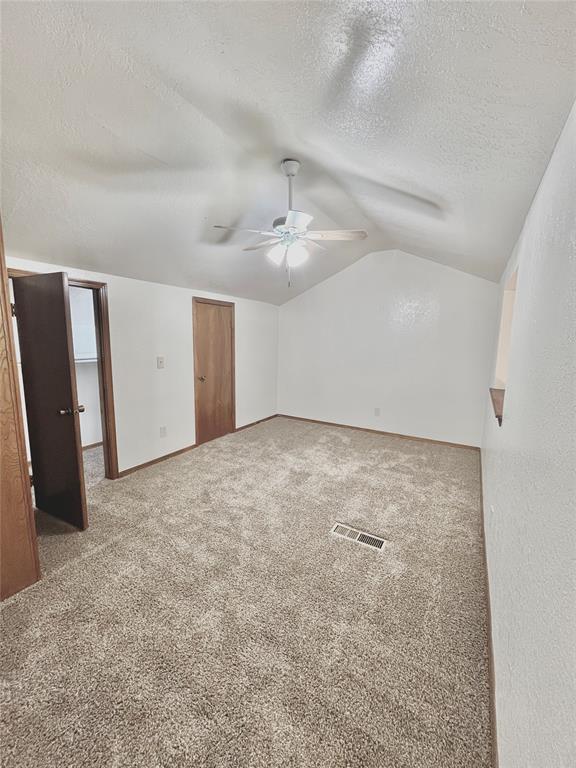 Building Photo - 1901 E Lindsey St