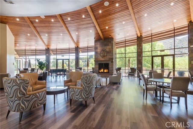 Building Photo - 23801 Los Pinos Ct