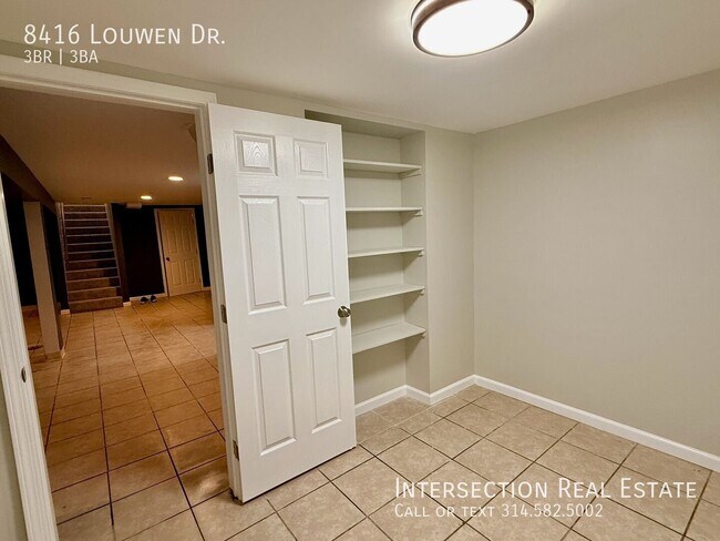 Building Photo - 8416 Louwen Dr