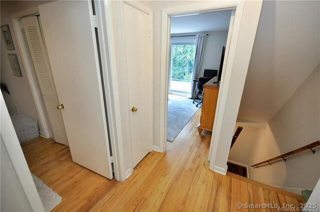 Building Photo - 44 Garden St