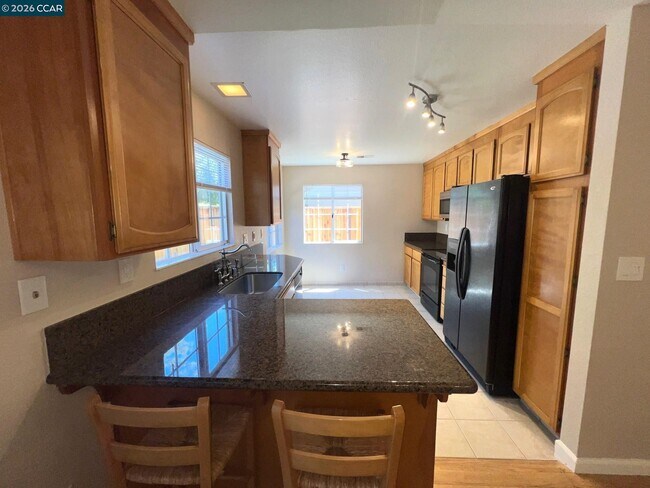 Building Photo - 1115 Crest Ridge Ln