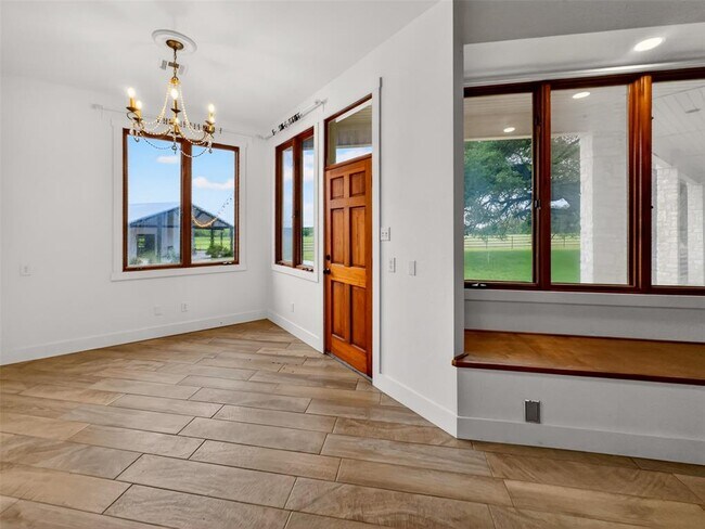 Building Photo - 6106 FM Rnch