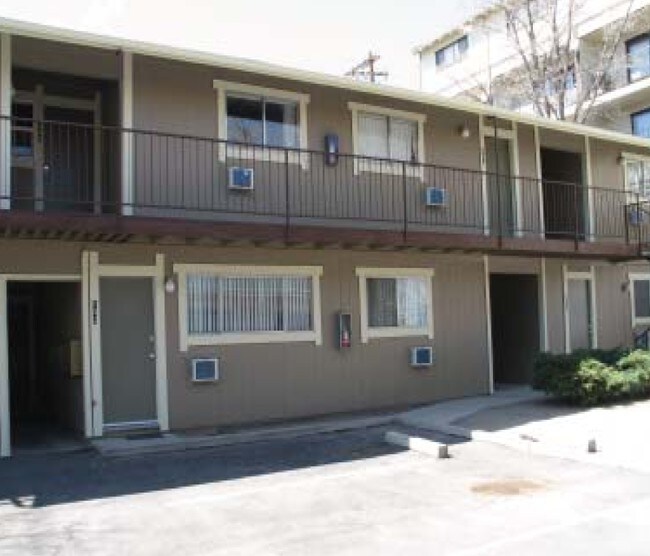 Sierra Crest Apartments 1445 Stardust St Reno NV 89503 Apartment Finder