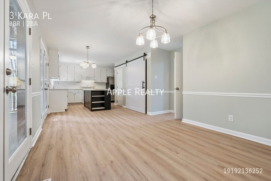 Building Photo - 3 Kara Pl