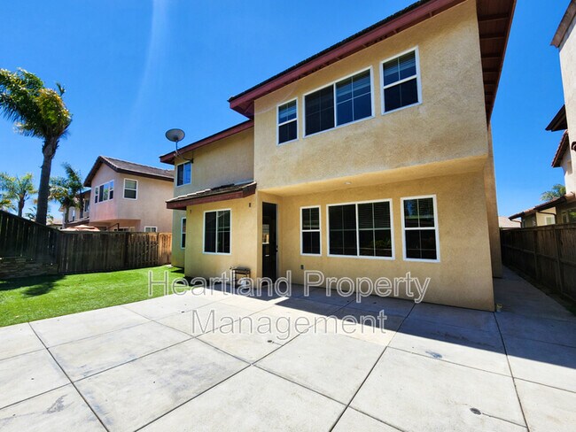 Building Photo - 714 Casita Ln