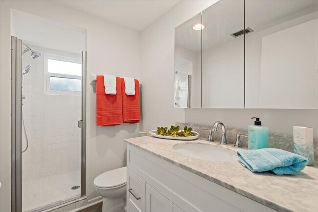 Building Photo - 477 Circlewood Dr