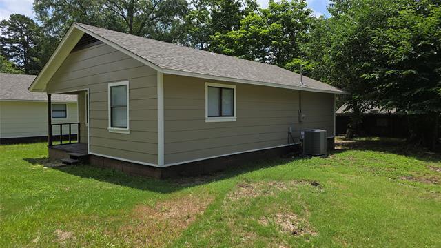Building Photo - 389 Blackbourn St