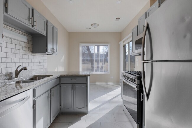Building Photo - 1505 Mercury Dr