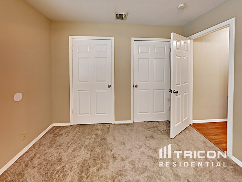 Building Photo - 5126 Casa Oro St
