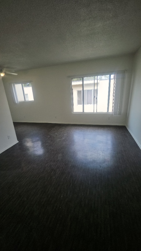 Building Photo - 866 W 126th St