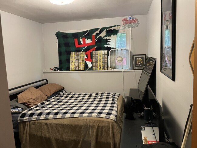 Building Photo - 1135 Beech St