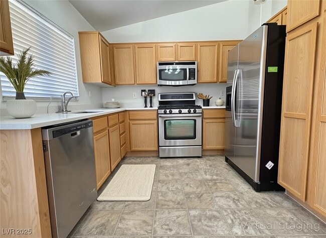 Building Photo - 5934 Gingham St