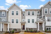 Building Photo - 414 Odham Ln