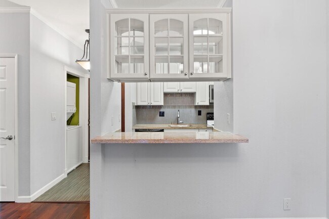 Building Photo - 50 N San Mateo Dr