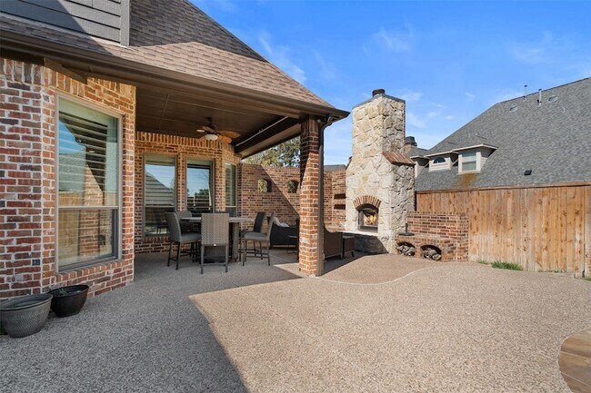 Building Photo - 1621 Hidden Bluff Ct