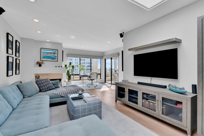 Building Photo - 140 Ocean Park Blvd