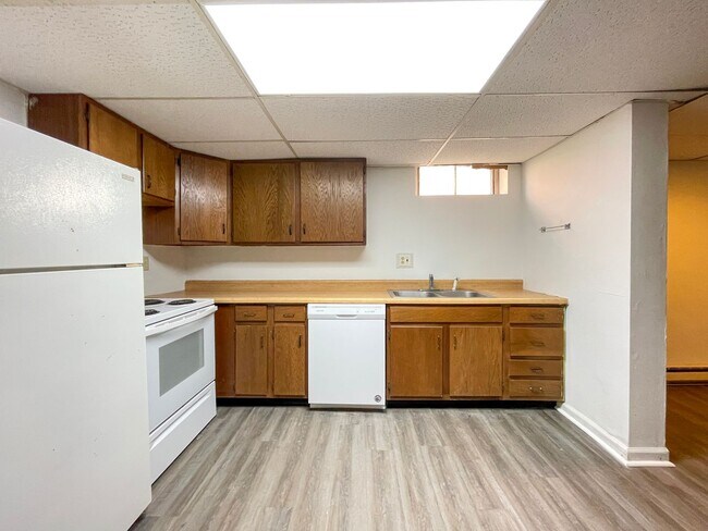 Primary Photo - Preleasing for August 2026! 3 Bedroom Apar...