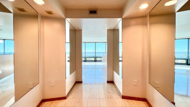 Building Photo - 2-BED/2-BATH AVAILABLE 09/30/2025 in NAURU...