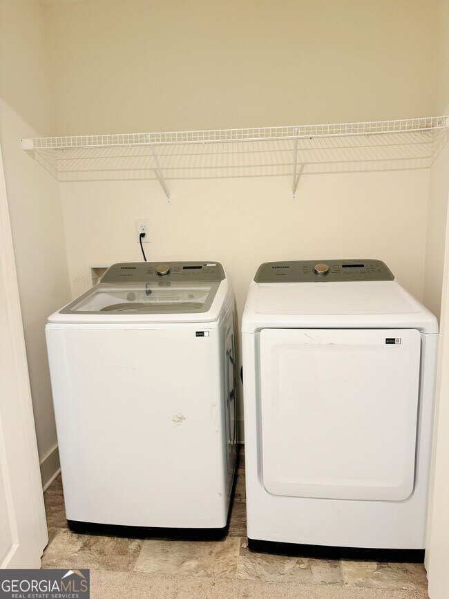 Building Photo - 123 S Auburn Lndg Pl