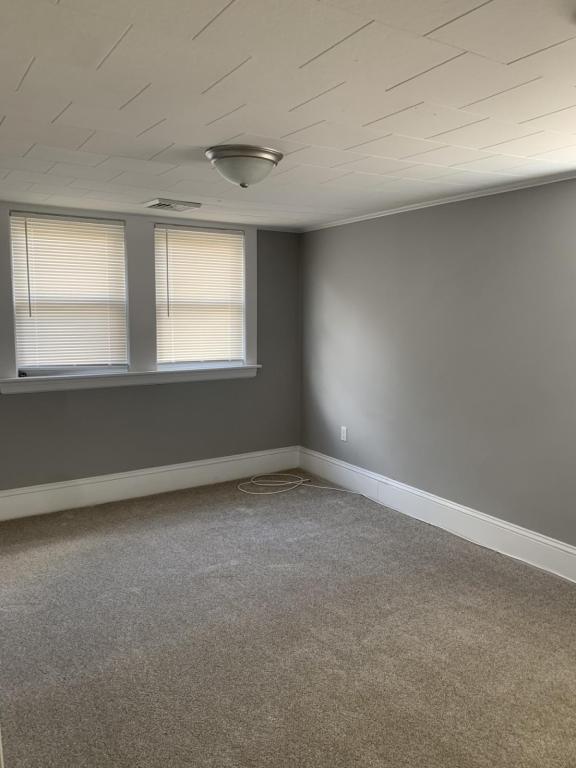 Building Photo - 2 Marvin Ave