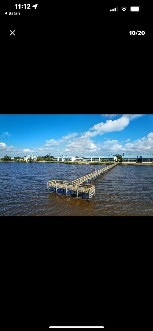 Building Photo - 1/1 Fully Furnished Waterfront Condo