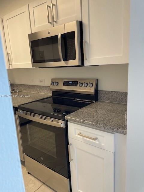 Building Photo - 20515 E Country Club Dr