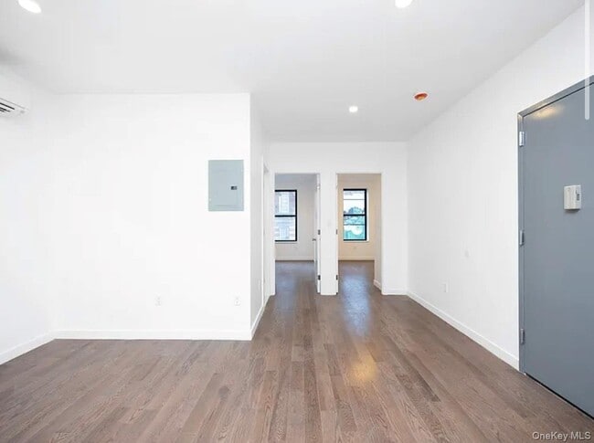 Building Photo - 2506 Hughes Ave