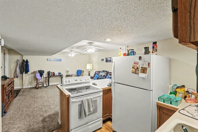 Building Photo - 2320 43rd Avenue Ct