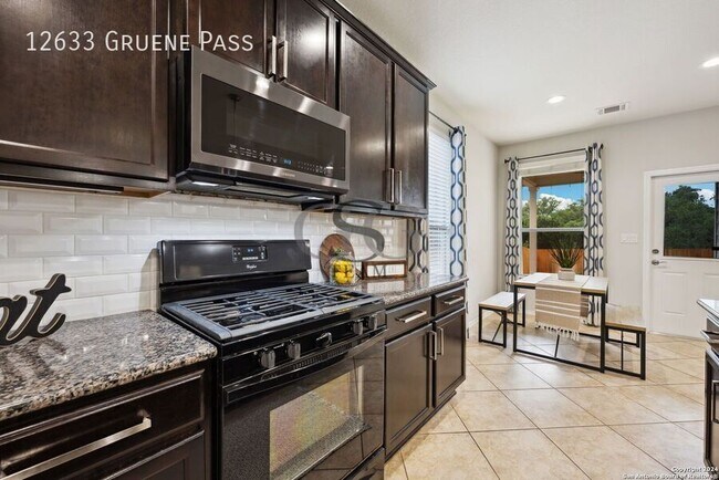 Building Photo - 12633 Gruene Pass