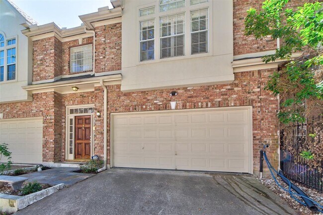 Building Photo - 5115 Fairmont St