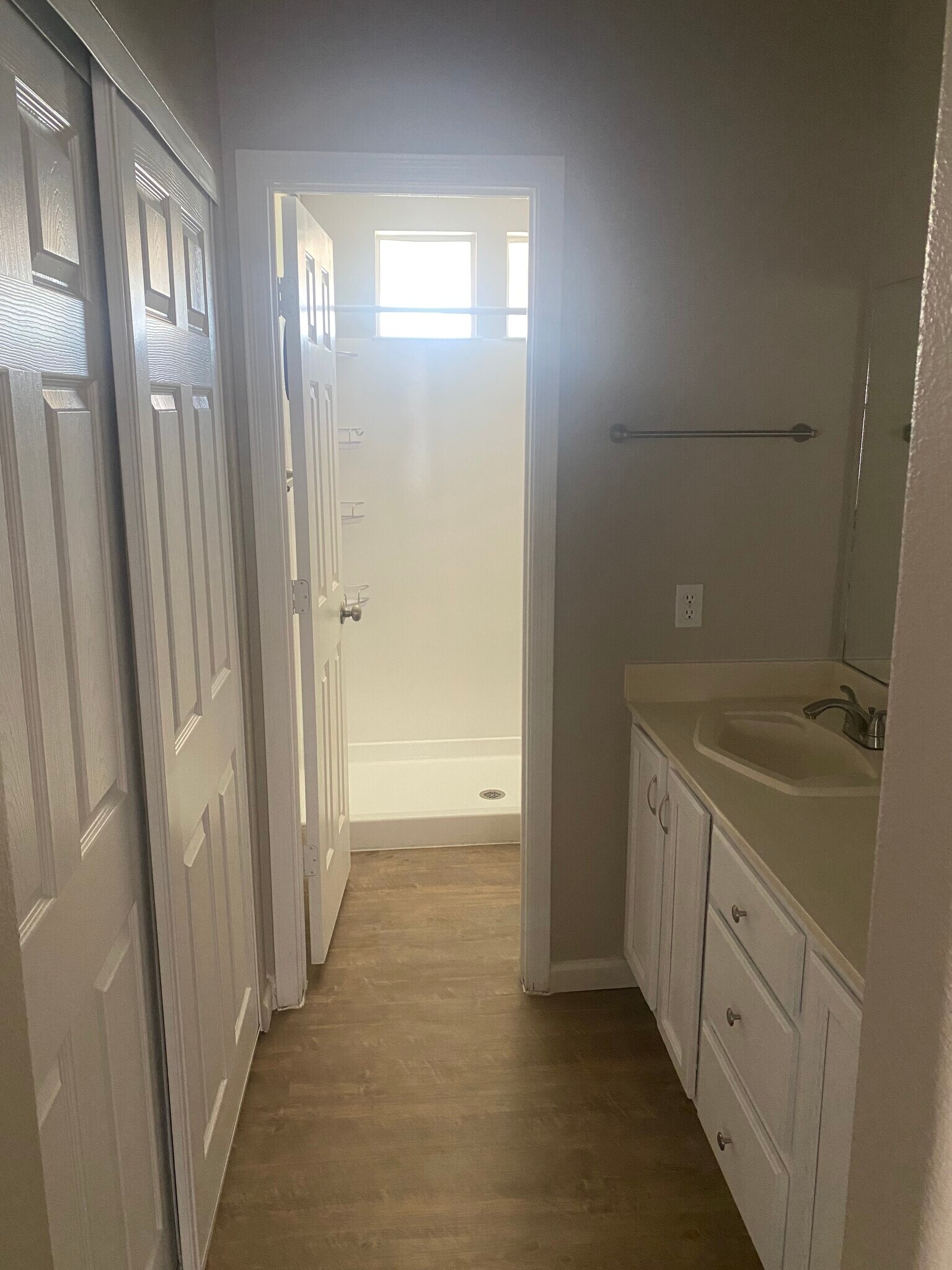 master bath - 7146 W Hunnington Dr