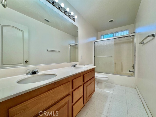 Building Photo - 16612 China Berry Ct