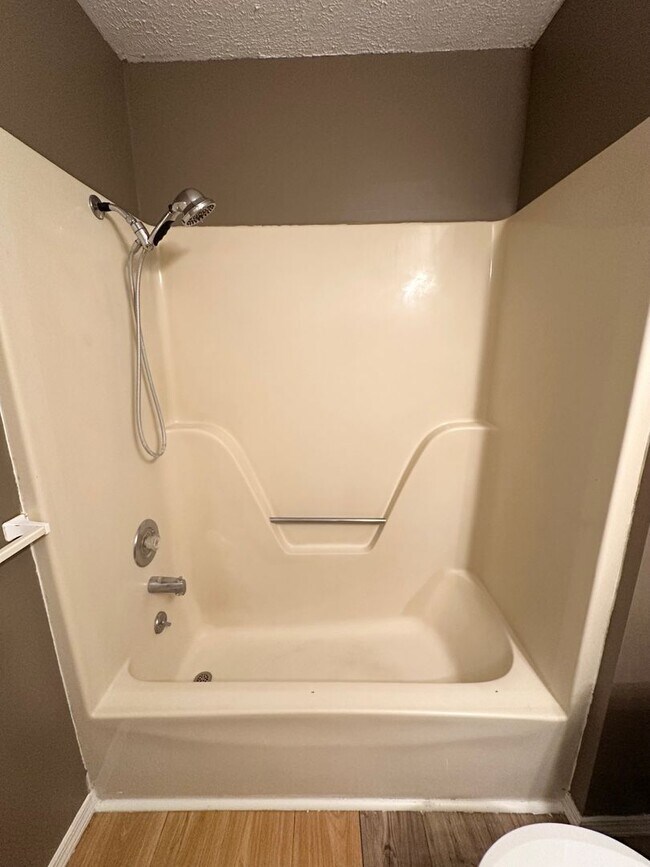 Building Photo - S0261-MF2