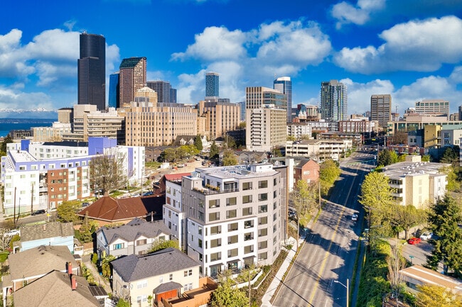Building Photo - Metro Line Flats