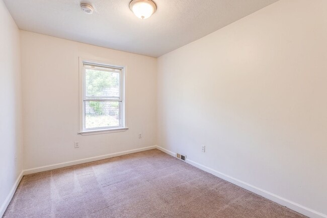 Building Photo - 224 Seward St