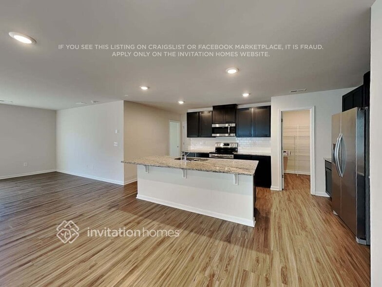 Building Photo - 6006 Foggy Btm Cir