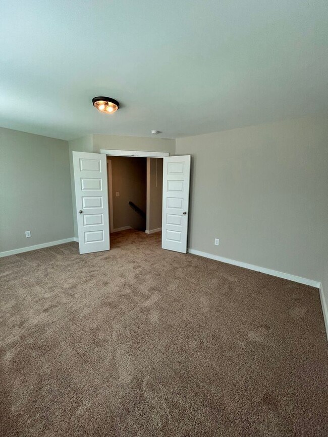 Building Photo - Home for Rent in Weaver, AL!!! View with 4...