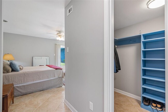 Building Photo - 5143 Cheena Dr