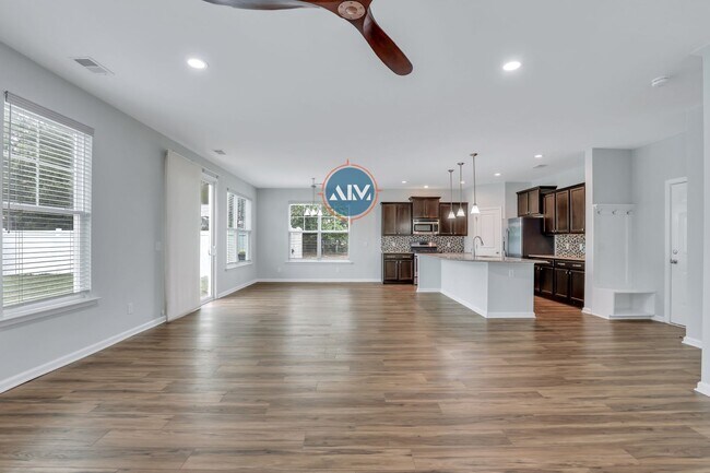 Building Photo - Upgraded 4BR in Heritage at New Riverside – Fenced Yard, Island Kitchen - Available July 15
