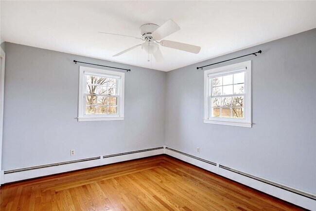 Building Photo - 12 Whalen Dr