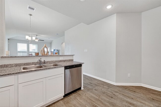 Building Photo - 8006 Barret Travis Ct
