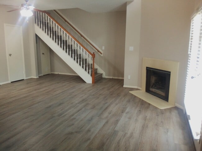 Building Photo - 7575 Cambridge St