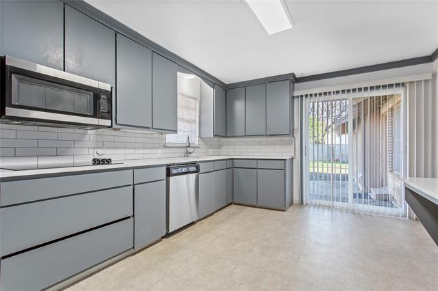 Building Photo - 9306 Forest Hills Blvd